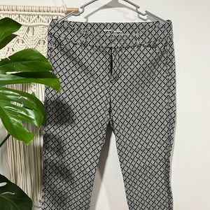 Old Navy Pixie High-Rise